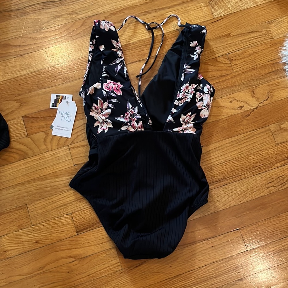 New with Tags! Time and Tru Plunge Swimsuit - Picture 6 of 11